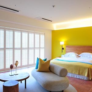 Lao Lao Bay Golf & Resort